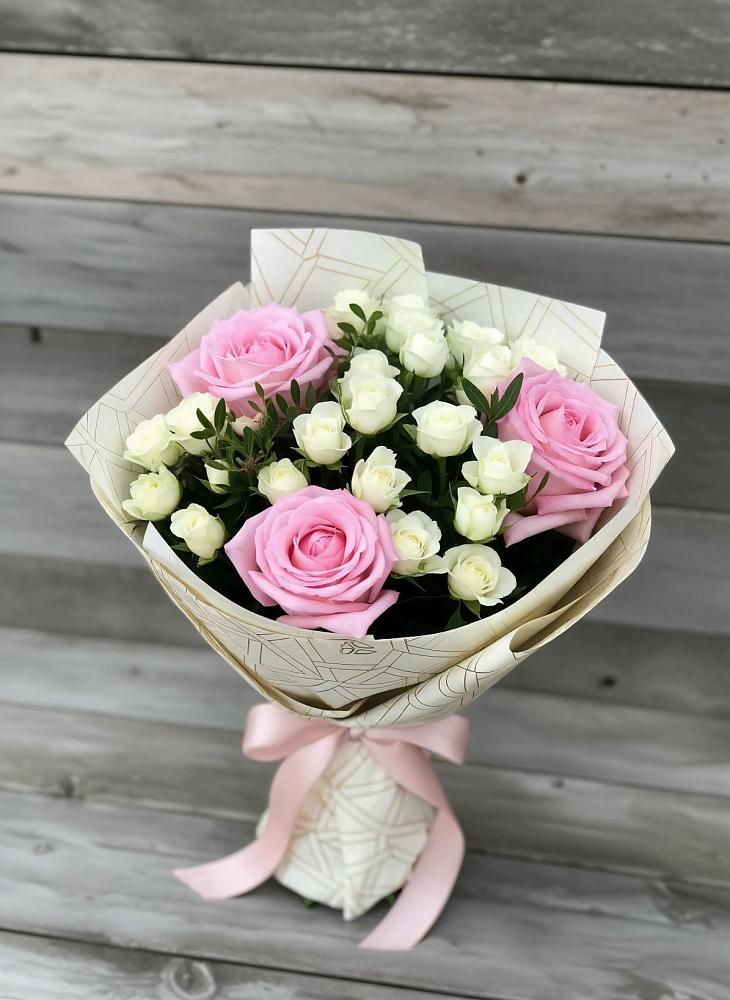 Букет цветов из: Розы в Зарайский