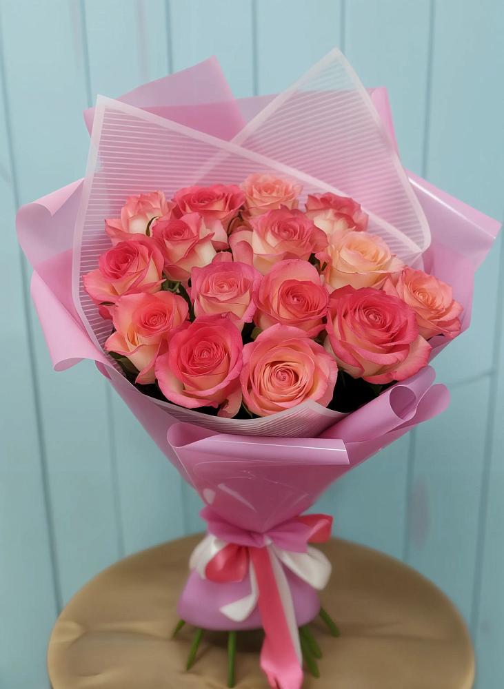 Букет 15 Розовых роз Равель в Зарайский