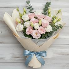 Букет цветов из:  Лизиантусы в Зарайский