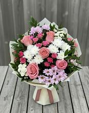Букет цветов из:  Альстромерии, Гвоздики, Розы и Хризантемы в Зарайский