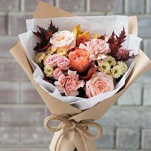 Букет цветов из:  Гвоздики, Хризантемы и Розы в Зарайский