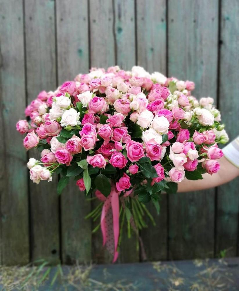 Букет Розовые кустовые розы Натали и Лав Лидия в Зарайский