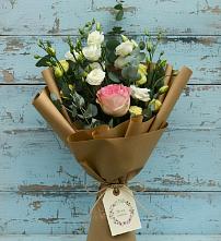 Букет цветов из:  Розы и Лизиантусы #REPLACE_PRED# Зарайский