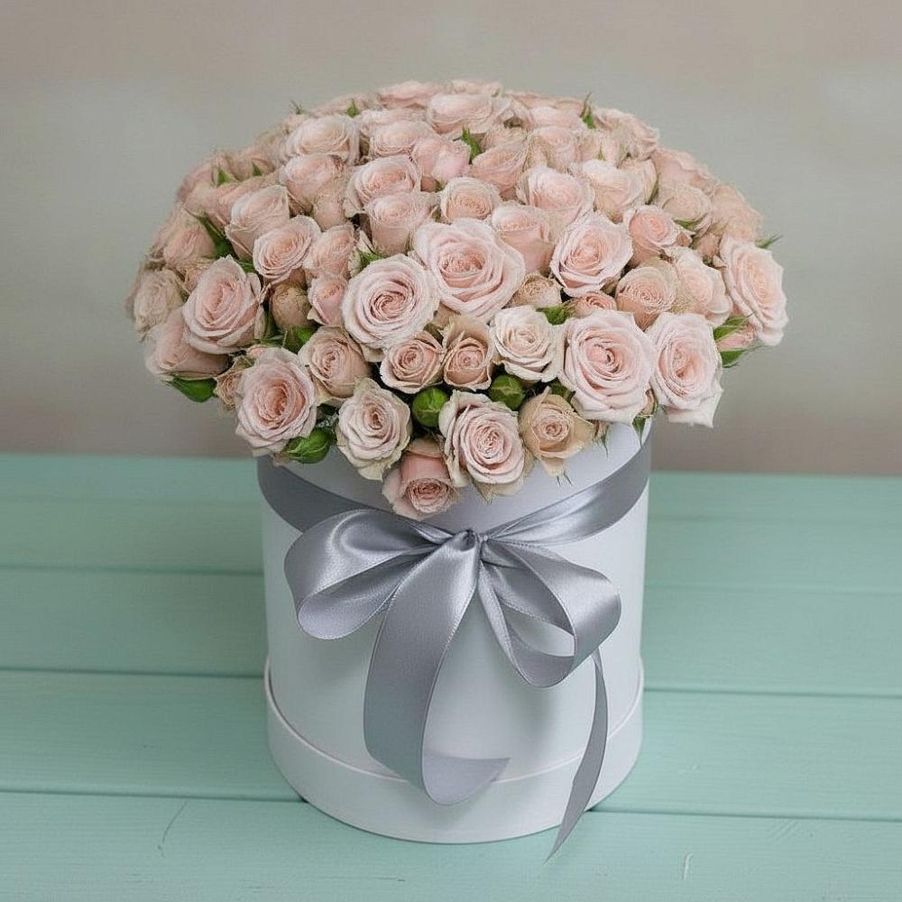 Цветочная композиция из Розы в шляпной коробке в Зарайский